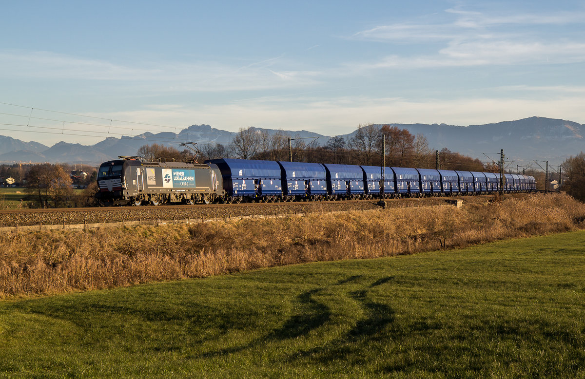 193 205 war am 10.12.16 unterwegs in Richtung München. Das Bild entstand bei Großkarolinenfeld.