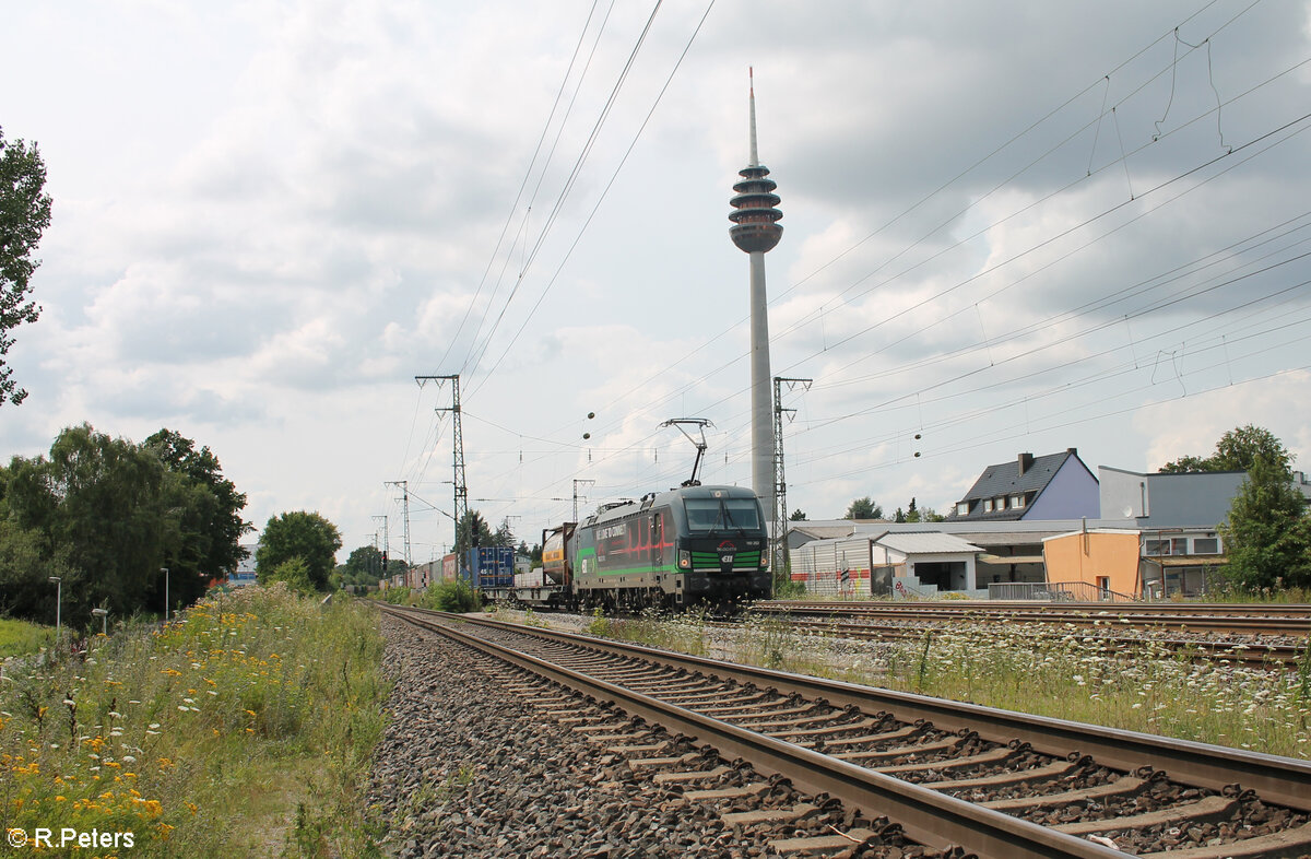 193 252-4 zieht durch Nürnberg Hohe Marter mit einem Wechelpritschenzug. 24.07.24