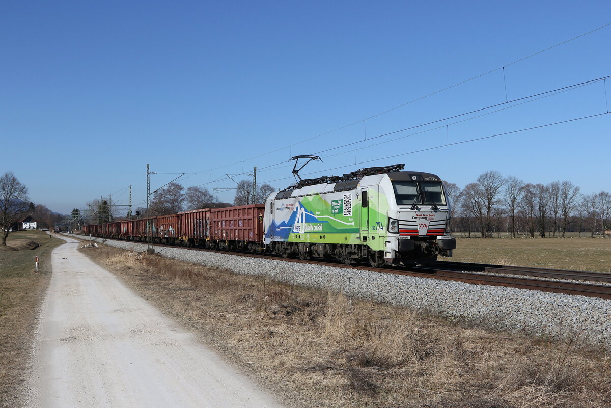 193 774 war am 9. Mrz 2022 bei bersee am Chiemsee in Richtung Freilassing unterwegs.