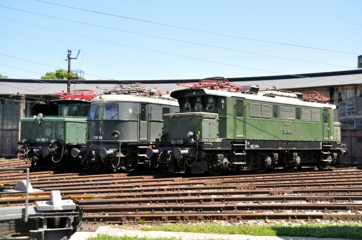 194 192-1 und E 18 08 und E 44 1170 im Bahnpark Augsburg am 26.06.2022.