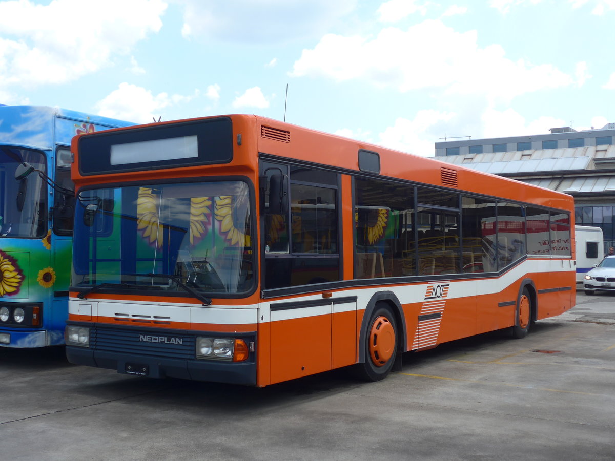 (194'596) - AOT Amriswil - Nr. 4 - Neoplan am 7. Juli 2018 in Frauenfeld, Langdorfstrasse