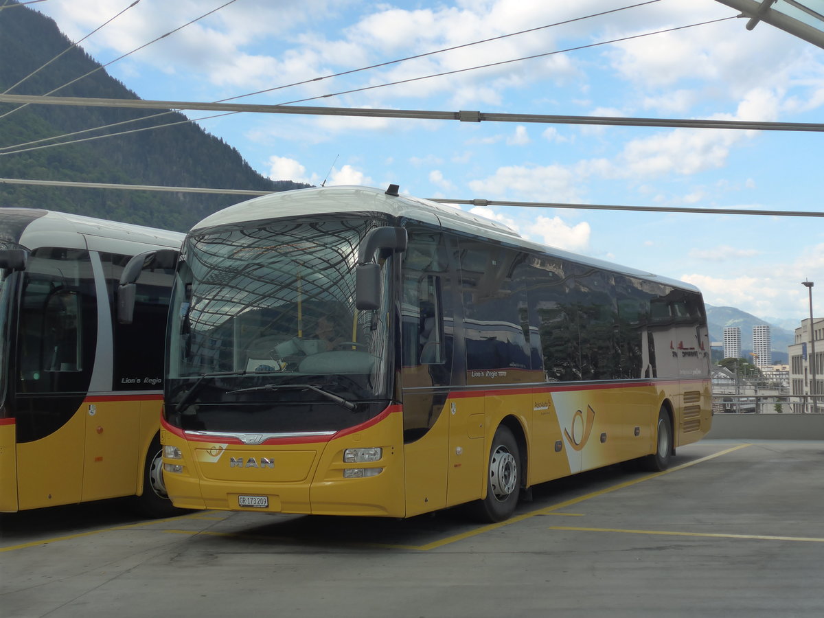 (194'783) - PostAuto Graubnden - GR 173'209 - MAN am 15. Juli 2018 in Chur, Postautostation