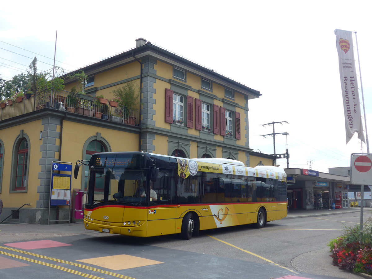 (195'143) - PostAuto Nordschweiz - BL 208'211 - Solaris (ex CarPostal Ouest) am 23. Juli 2018 beim Bahnhof Rheinfelden