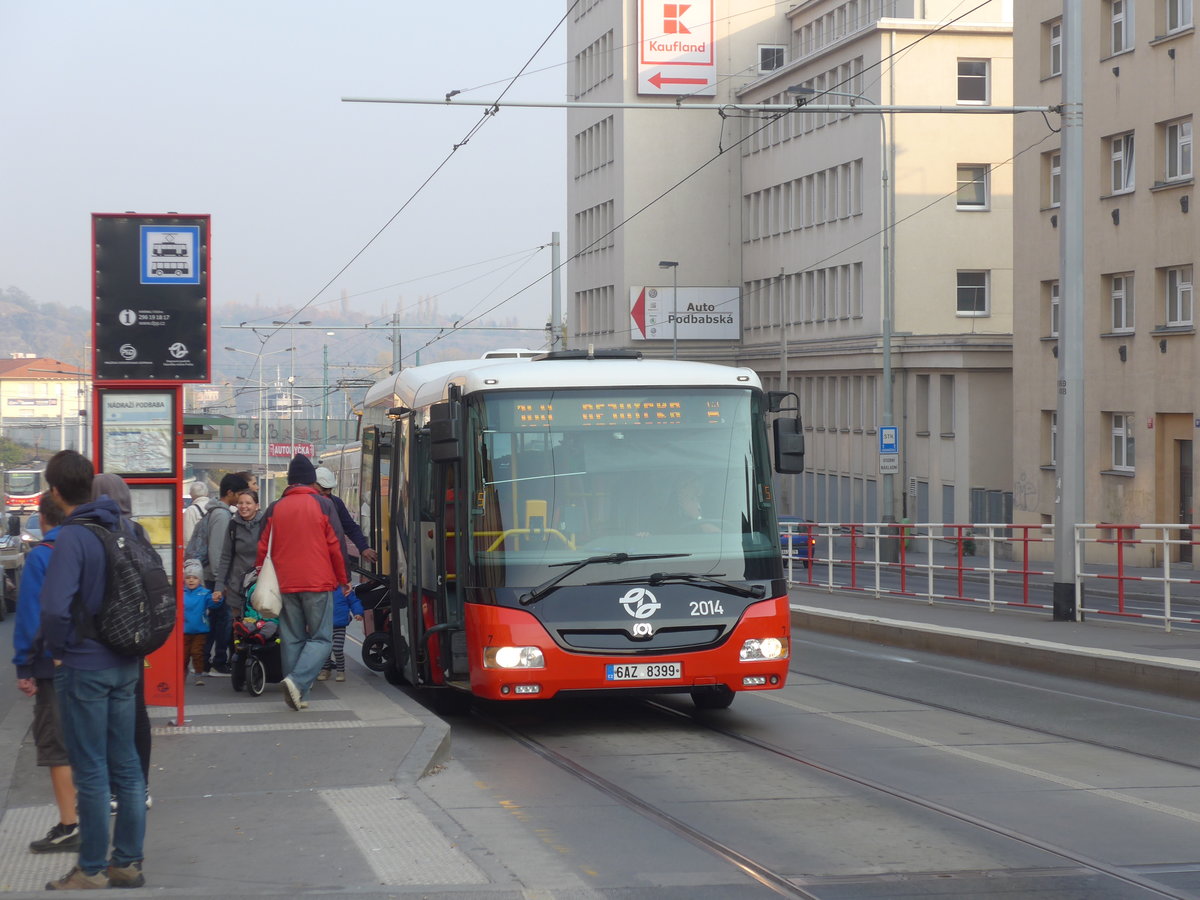 (198'372) - DPP Praha - Nr. 2014/6AZ 8399 - SOR am 18. Oktober 2018 in Praha, Ndraz Podbaba