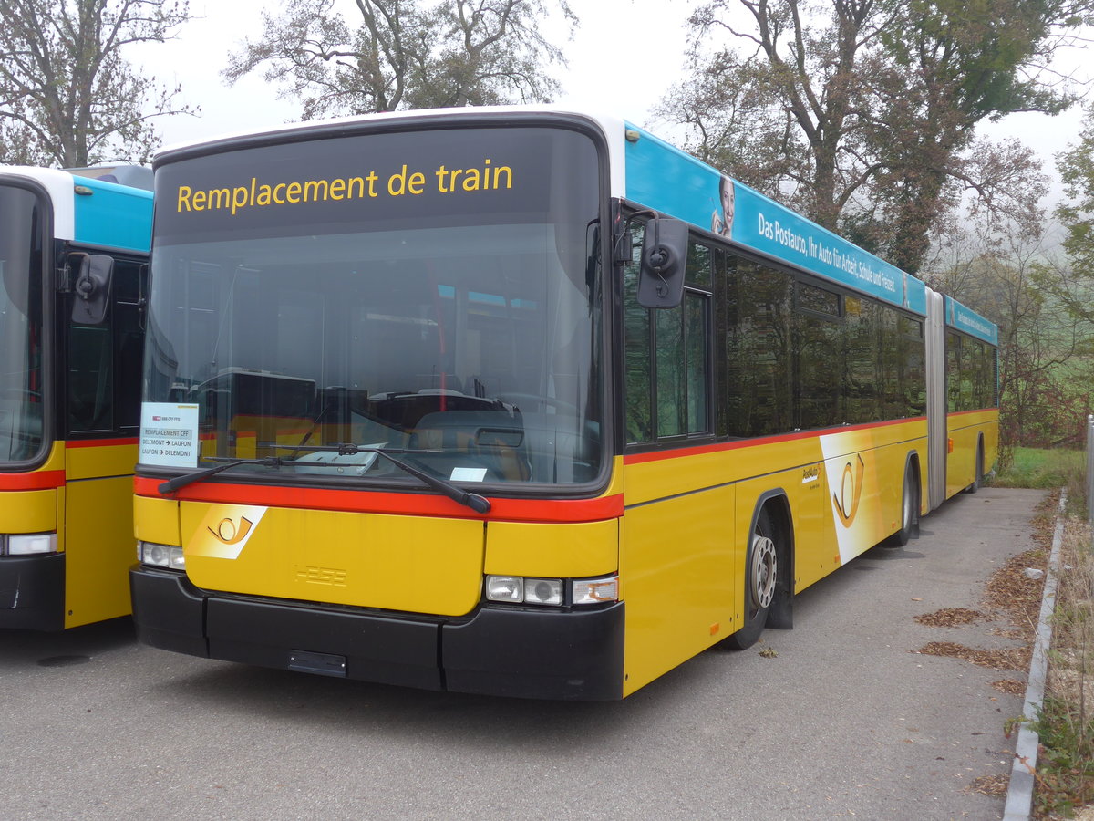 (199'225) - PostAuto Bern - Nr. 799 - Volvo/Hess (ex Bernmobil, Bern Nr. 272) am 4. November 2018 in Develier, Parkplatz