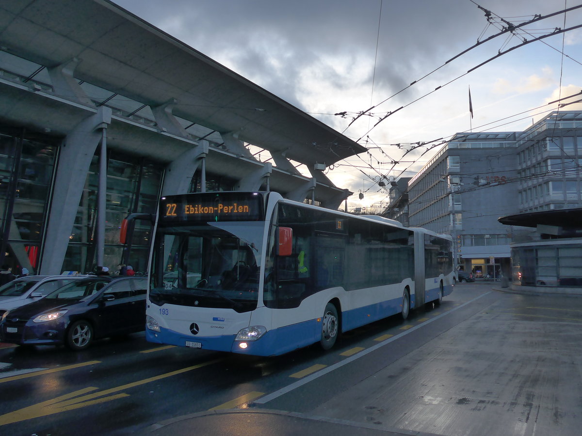 (200'187) - VBL Luzern - Nr. 193/LU 15'651 - Mercedes am 24. Dezember 2018 beim Bahnhof Luzern