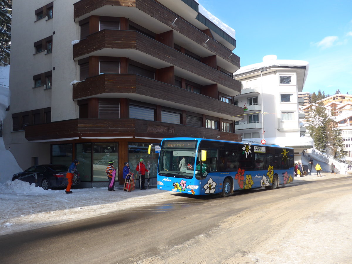 (201'273) - Pfosi, Arosa - Nr. 3/GR 154'243 - Mercedes am 19. Januar 2019 in Arosa, Zentrum