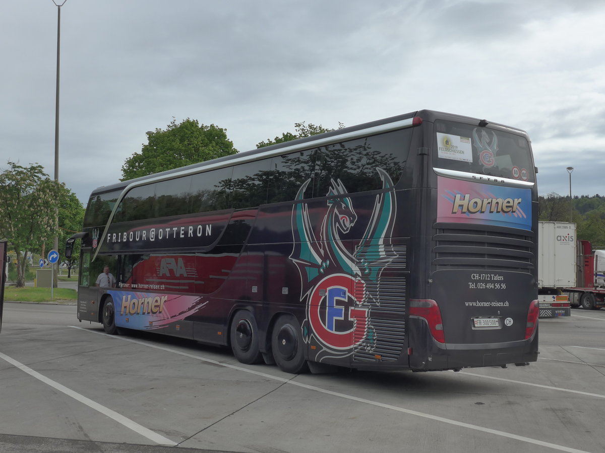 (204'582) - Horner, Tafers - Nr. 8/FR 300'508 - Setra am 9. Mai 2019 in Kemptthal, Raststtte