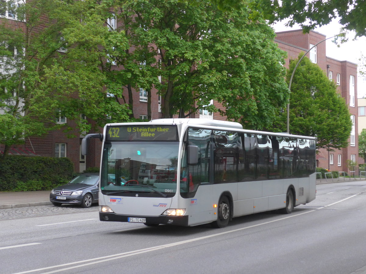 (204'866) - VHH Hamburg - Nr. 961/PI-TC 439 - Mercedes am 11. Mai 2019 in Hamburg, U-Bahnhof Billstedt