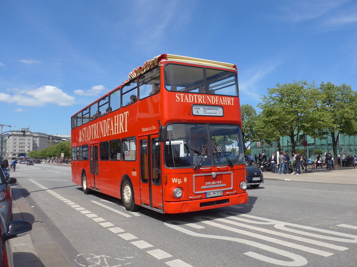 (204'920) - Die Roten Doppeldecker, Hamburg - Nr. 6/HH-MM 5725 - MAN/Waggon Union (ex BVG Berlin Nr. 3198) am 11. Mai 2019 in Hamburg, Jungfernstieg