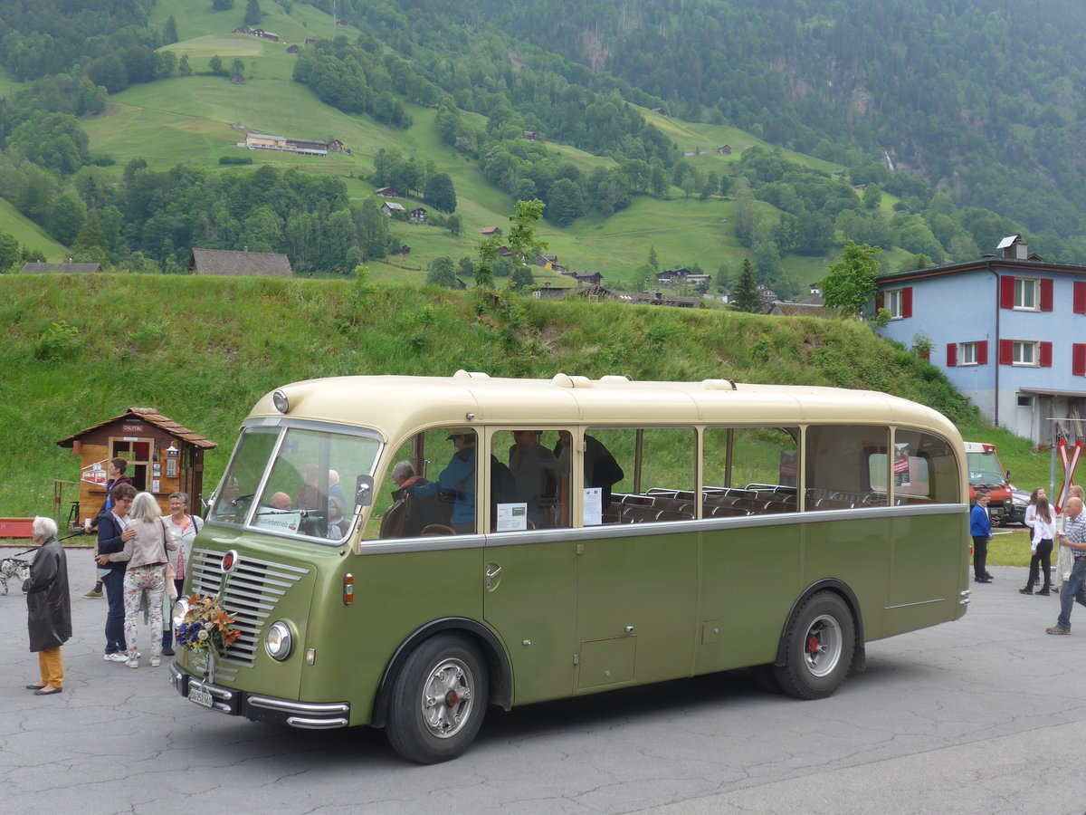 (206'352) - Nostalgieclub, Filzbach - SG 252'661 - FBW/R&J (ex Steiner, Kaltbrunn; ex Grnenfelder, Walenstadt) am 15. Juni 2019 in Engi, Garage AS