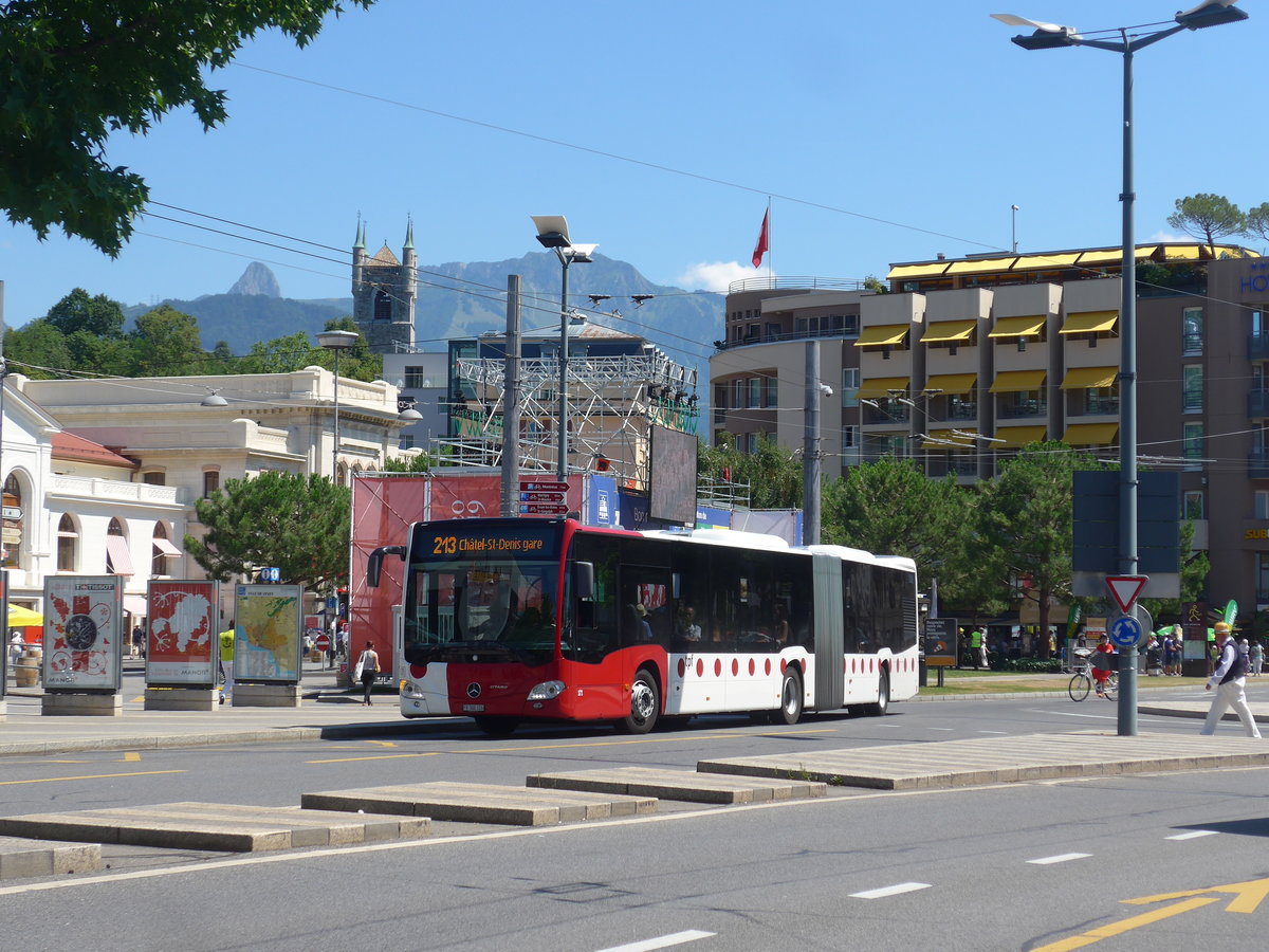 (208'452) - TPF Fribourg - Nr. 171/FR 300'326 - Mercedes am 4. August 2019 beim Bahnhof Vevey