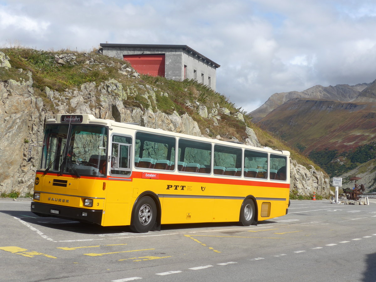 (209'792) - Kolb, Grasswil - Nr. 3/BE 93'915 - Saurer/R&J (ex Schmocker, Stechelberg Nr. 3; ex Schmocker, Stechelberg Nr. 1; ex Gertsch, Stechelberg Nr. 1) am 22. September 2019 in Grimsel, Rest. Grimselblick