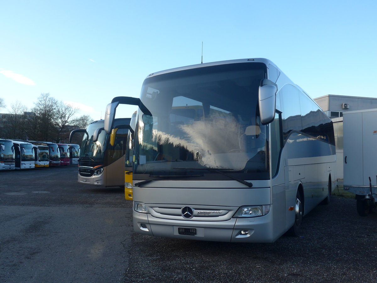 (212'986) - Oberland Reisen, Thun - Nr. 45 - Mercedes (ex Oberland Tours, Grindelwald Nr. 45) am 14. Dezember 2019 in Kloten, EvoBus