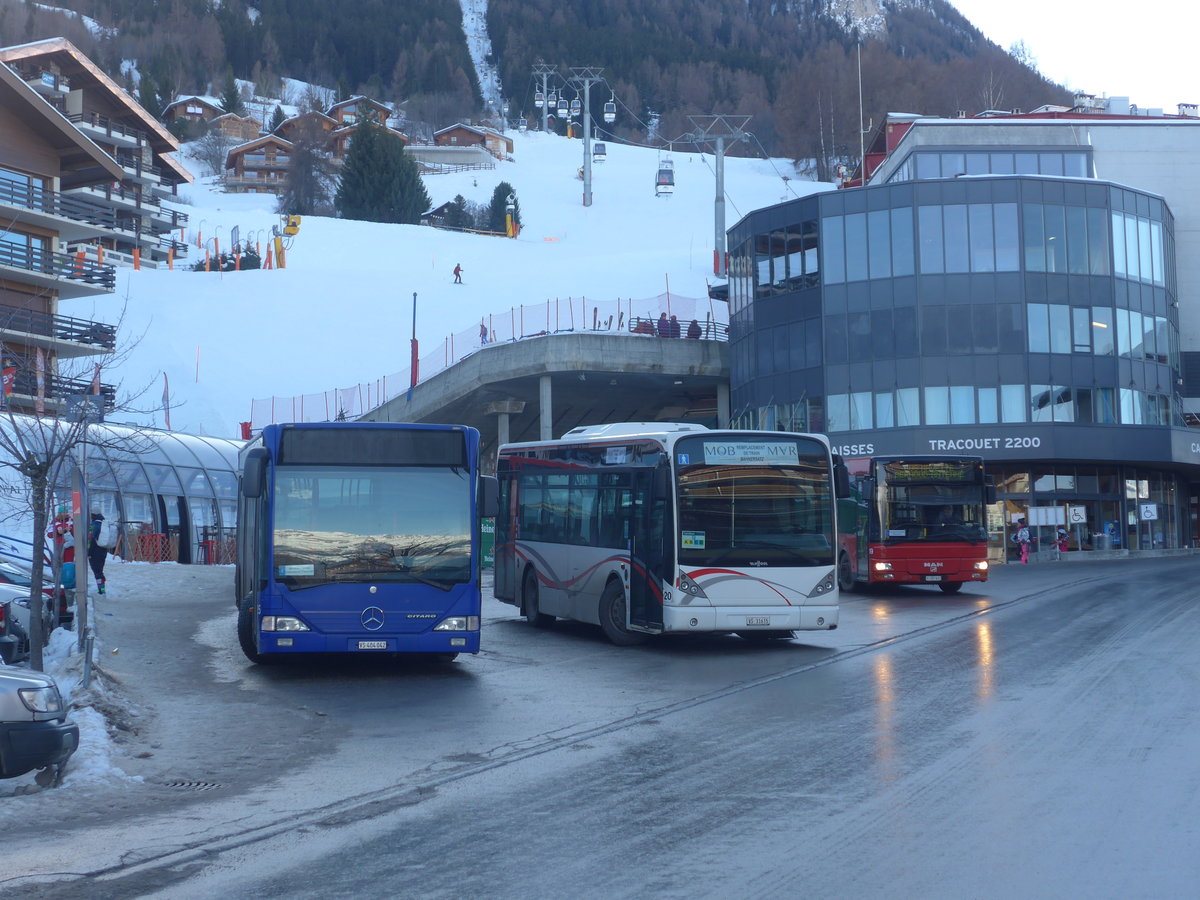 (213'351) - Lathion, Sion - Nr. 25/VS 404'042 - Mercedes (ex VZO Grningen Nr. 14) am 4. Januar 2020 in Haute-Nendaz, Tlcabine