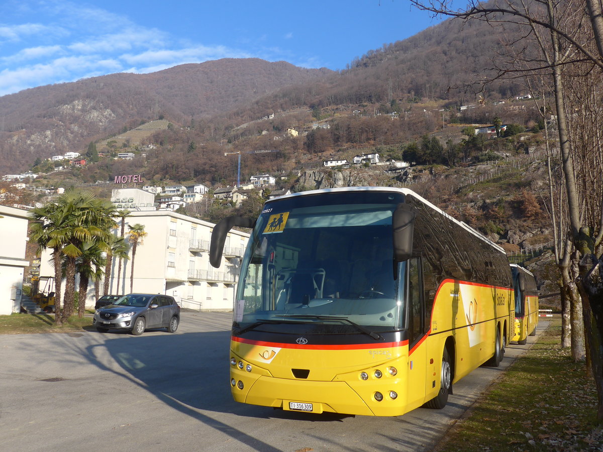 (213'829) - Chiesa, Riazzino - TI 316'309 - MAN/Beulas am 18. Januar 2020 in Riazzino, Motel Lago Maggiore