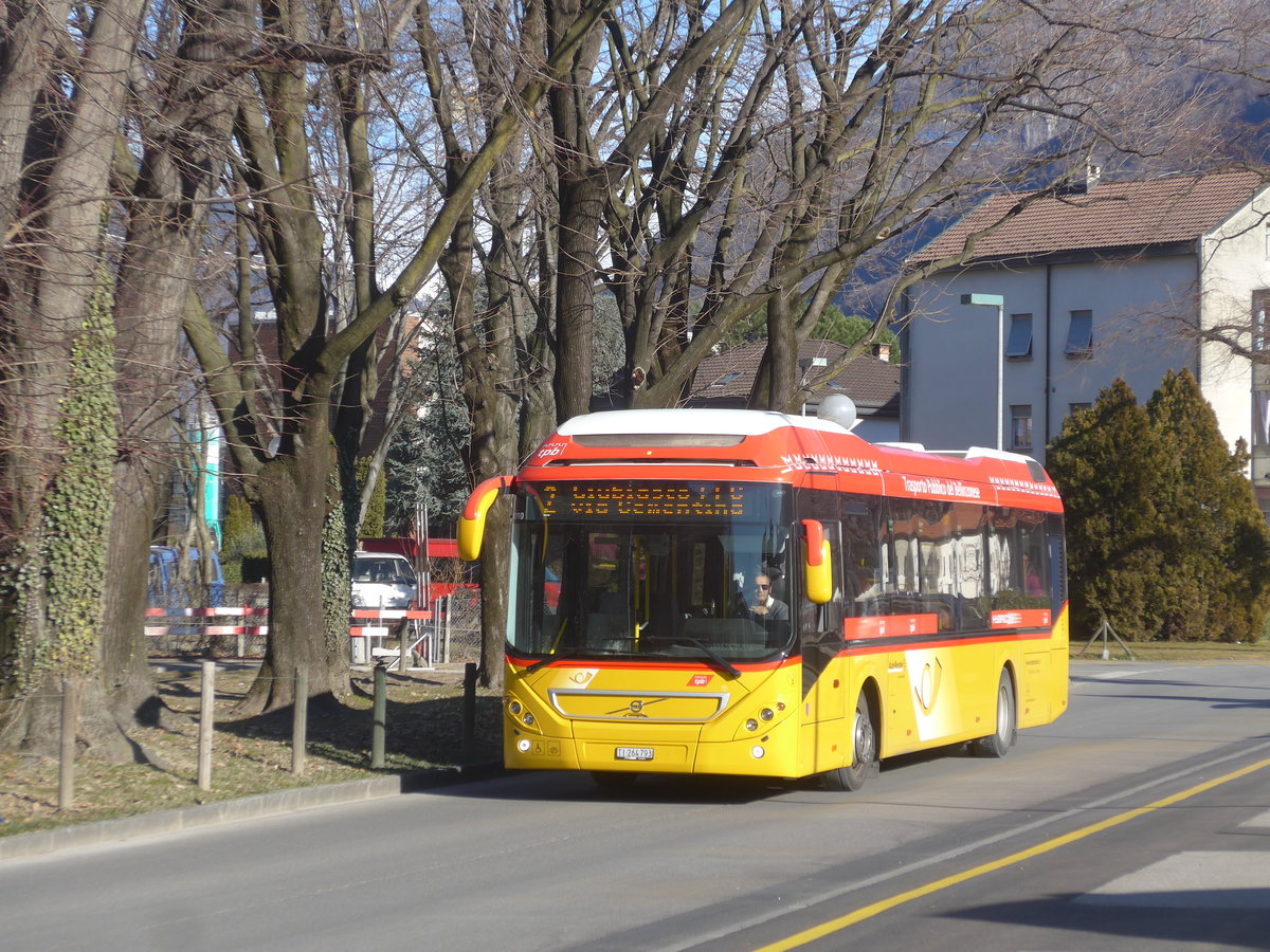 (213'878) - Chiesa, Riazzino - Nr. CB3/TI 264'793 - Volvo am 18. Januar 2020 in Bellinzona, Postgarage