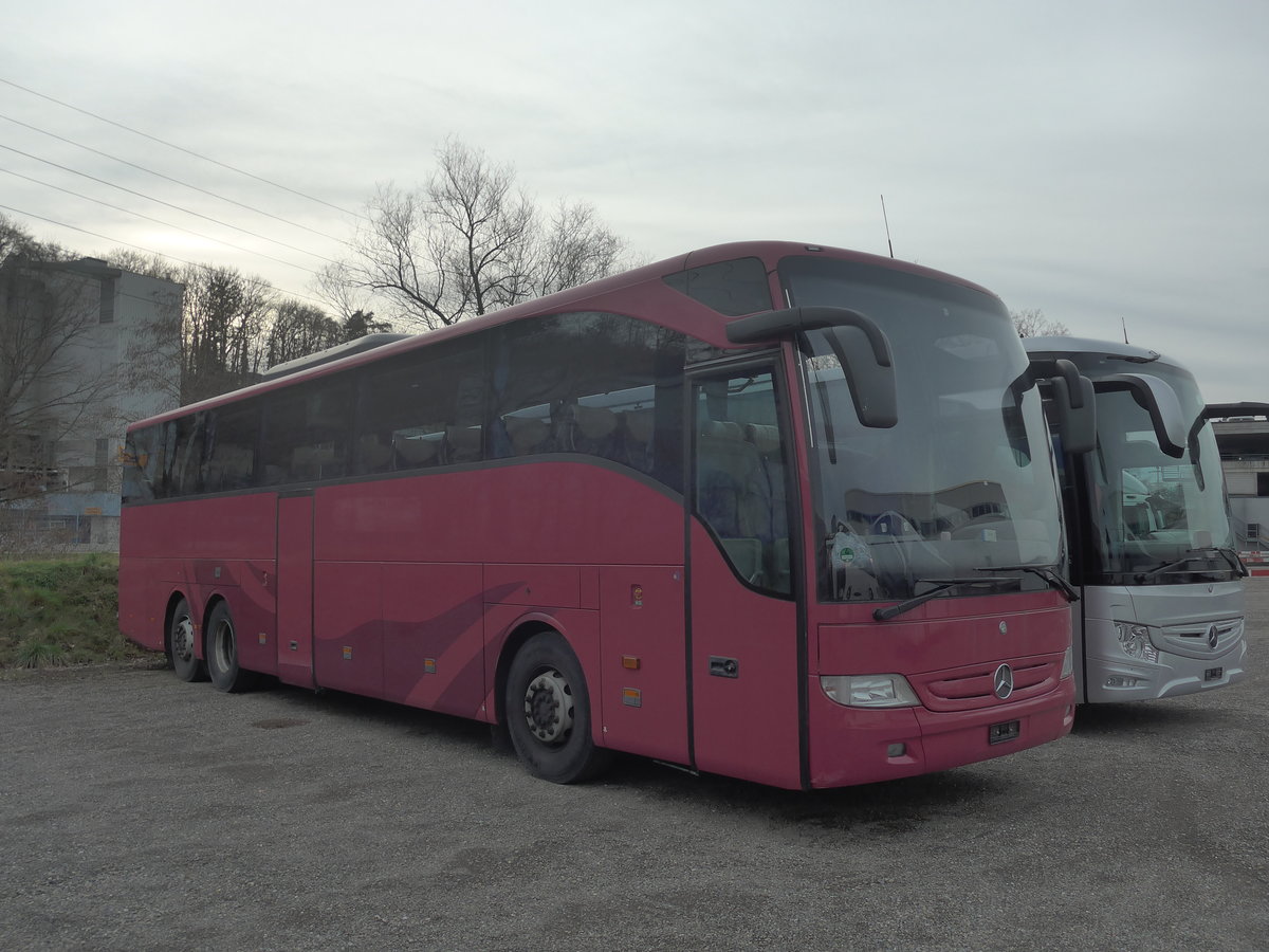 (214'174) - Rattin, Neuhausen - Nr. 9 - Mercedes am 9. Februar 2020 in Kloten, EvoBus