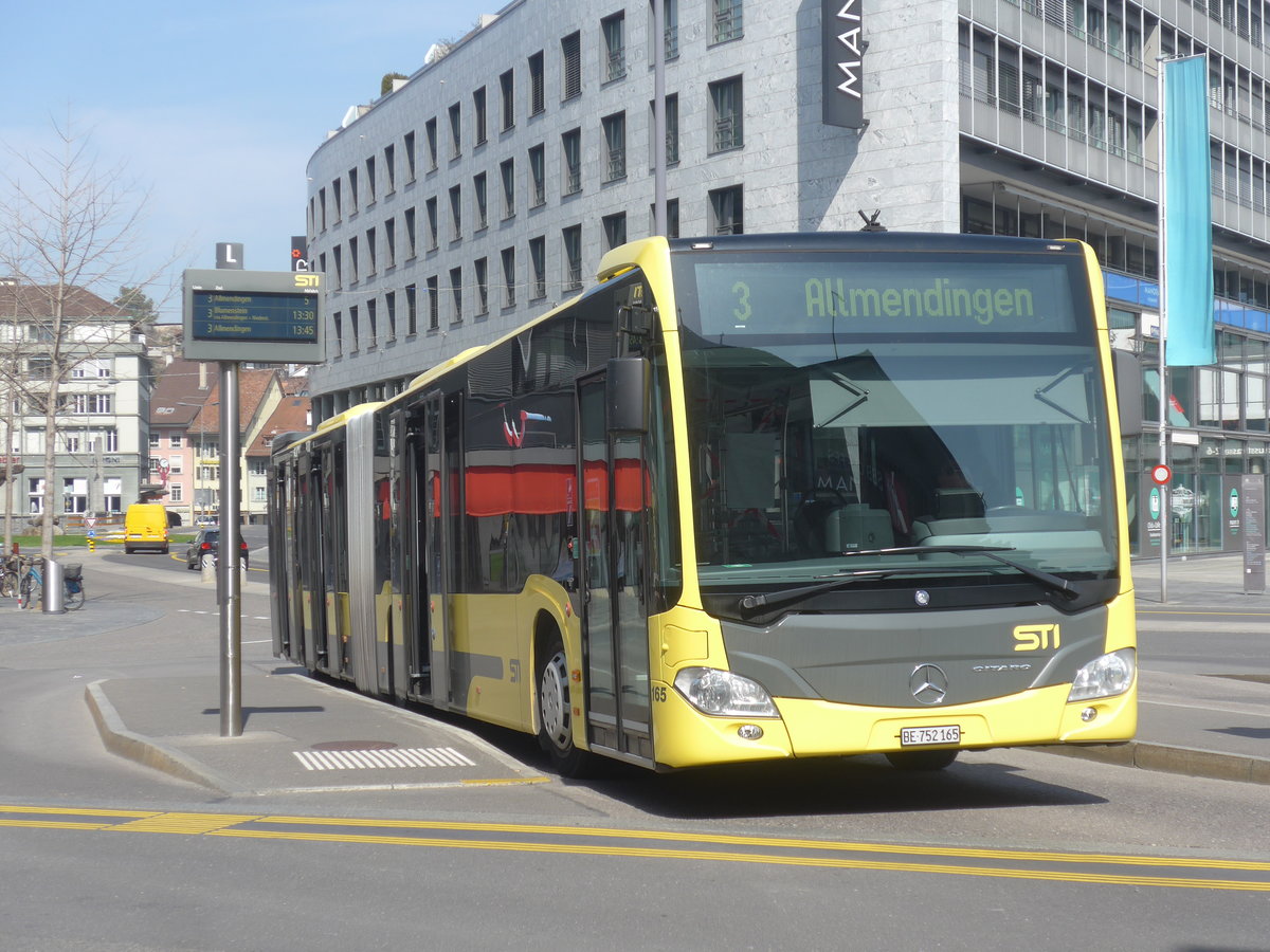 (215'623) - STI Thun - Nr. 165/BE 752'165 - Mercedes am 27. Mrz 2020 beim Bahnhof Thun