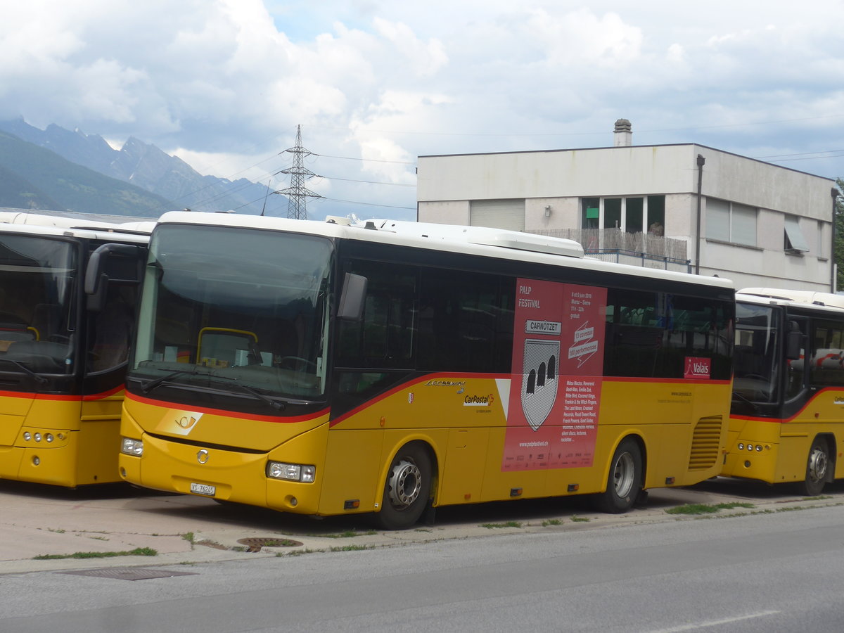 (217'911) - TSAR, Sierre - VS 76'245 - Irisbus am 13. Juni 2020 in Sierre, Garage