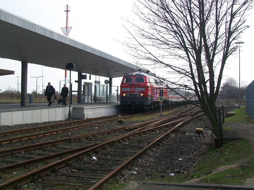 218 322 in Puttgarden am 17.04.2010