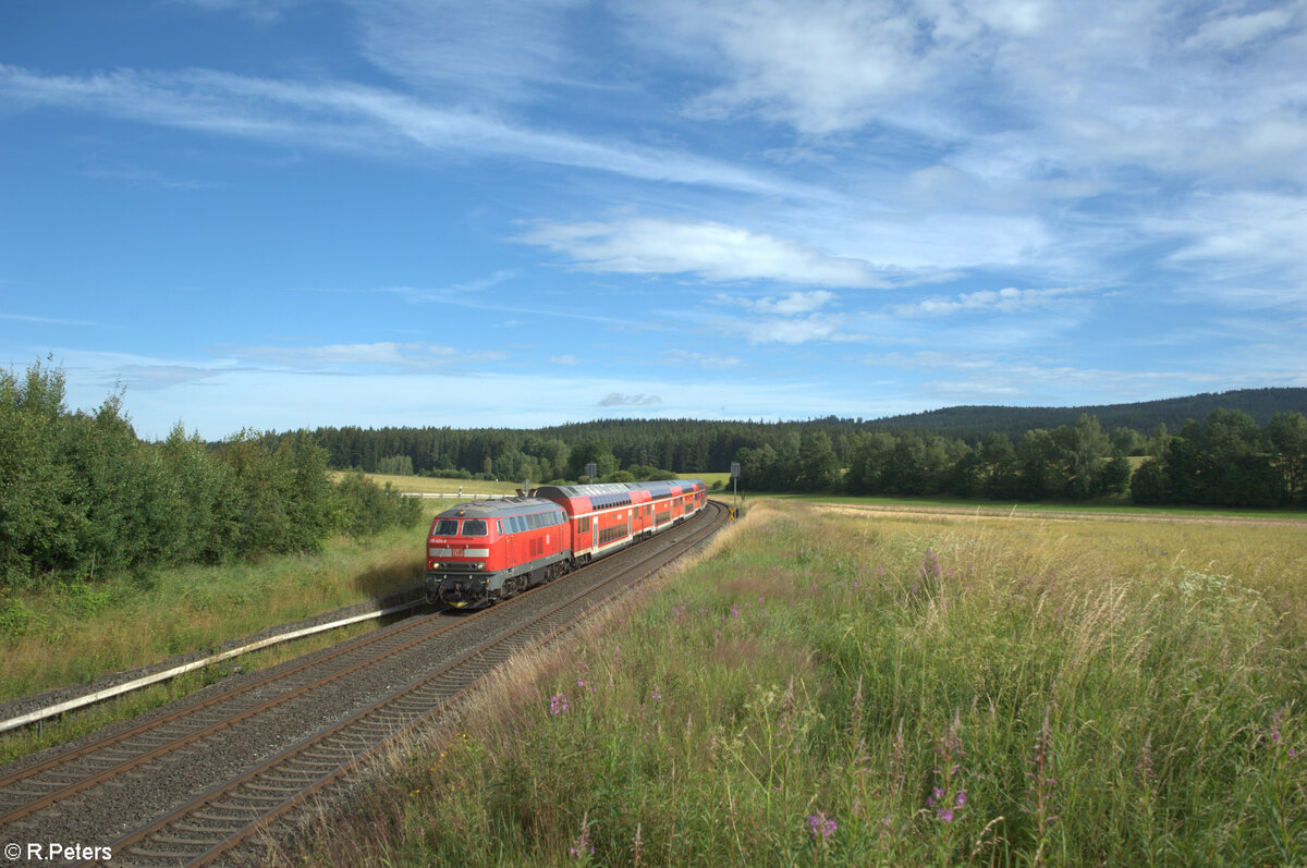 218 424-0 zieht bei Gro�wendern den RE2 RE4859 Hof - M�nchen. 07.07.24