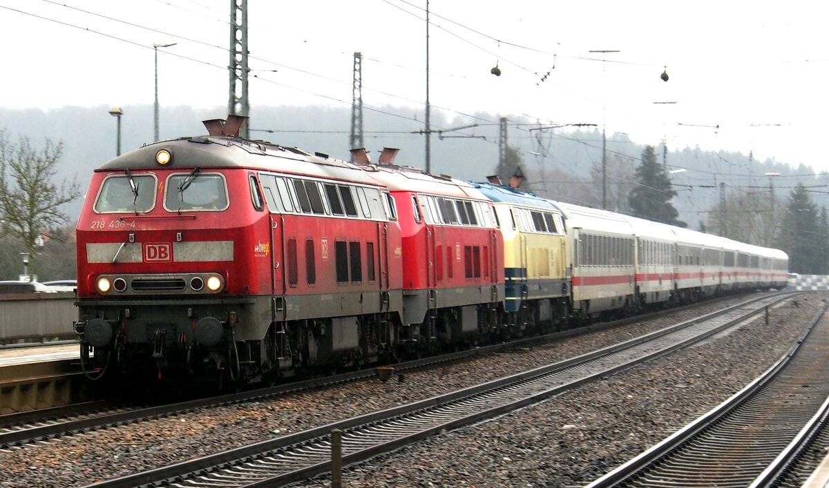 218 436 und 218 DB und 218 381 RP in Amstetten am 05.01.2020.