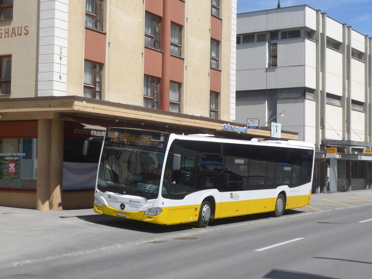 (218'906) - VBD Davos - Nr. 9/GR 85'332 - Mercedes am 20. Juli 2020 beim Bahnhof Davos Dorf