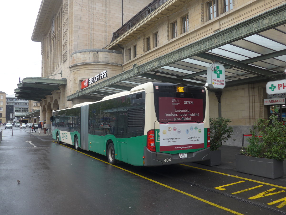 (220'263) - MBC Morges - Nr. 404/VD 57'895 - Mercedes am 30. August 2020 beim Bahnhof Lausanne