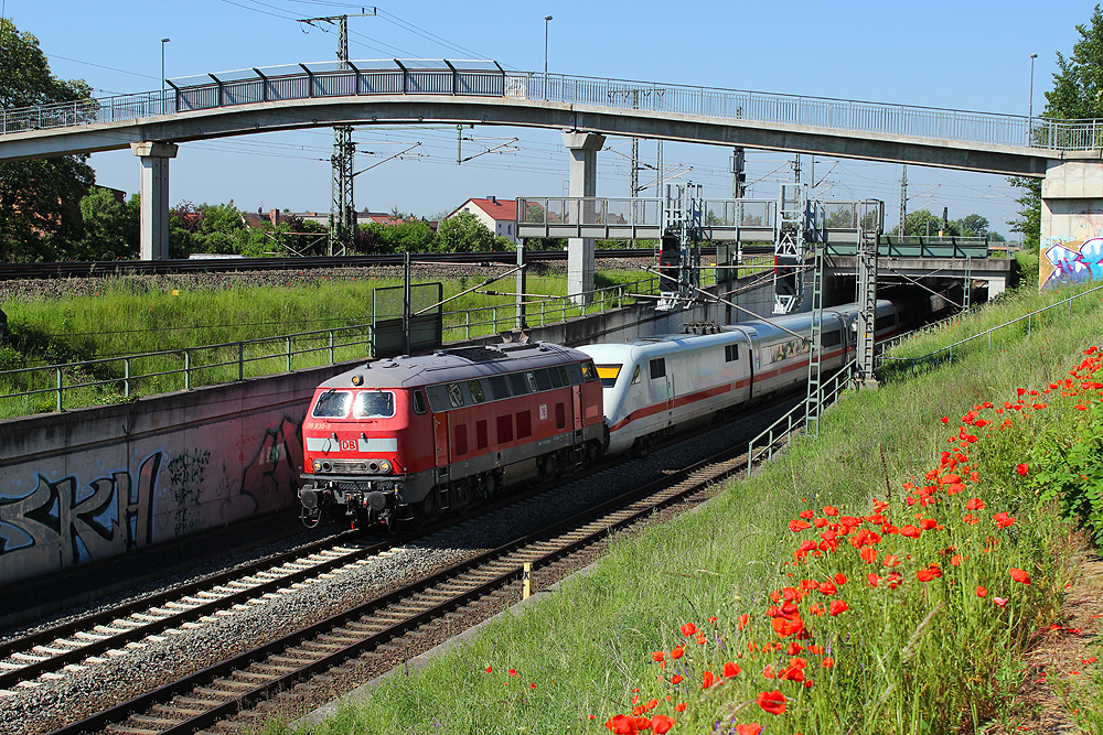 22.05.2014 10:37 Uhr - 218 839 kommt mit 402 022 aus Richtung Oebisfelde