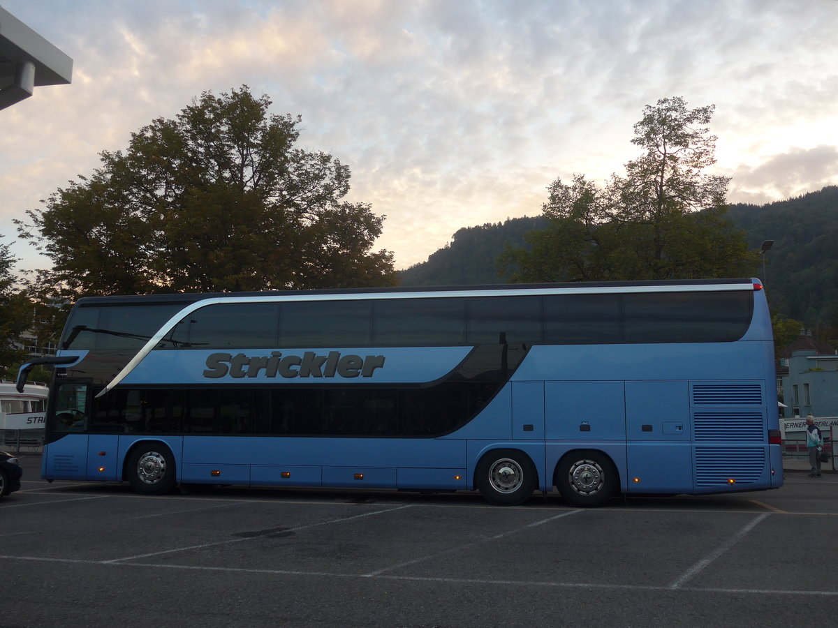 (220'797) - Strickler, Neuheim - ZG 21'565 - Setra am 16. September 2020 in Thun, CarTerminal