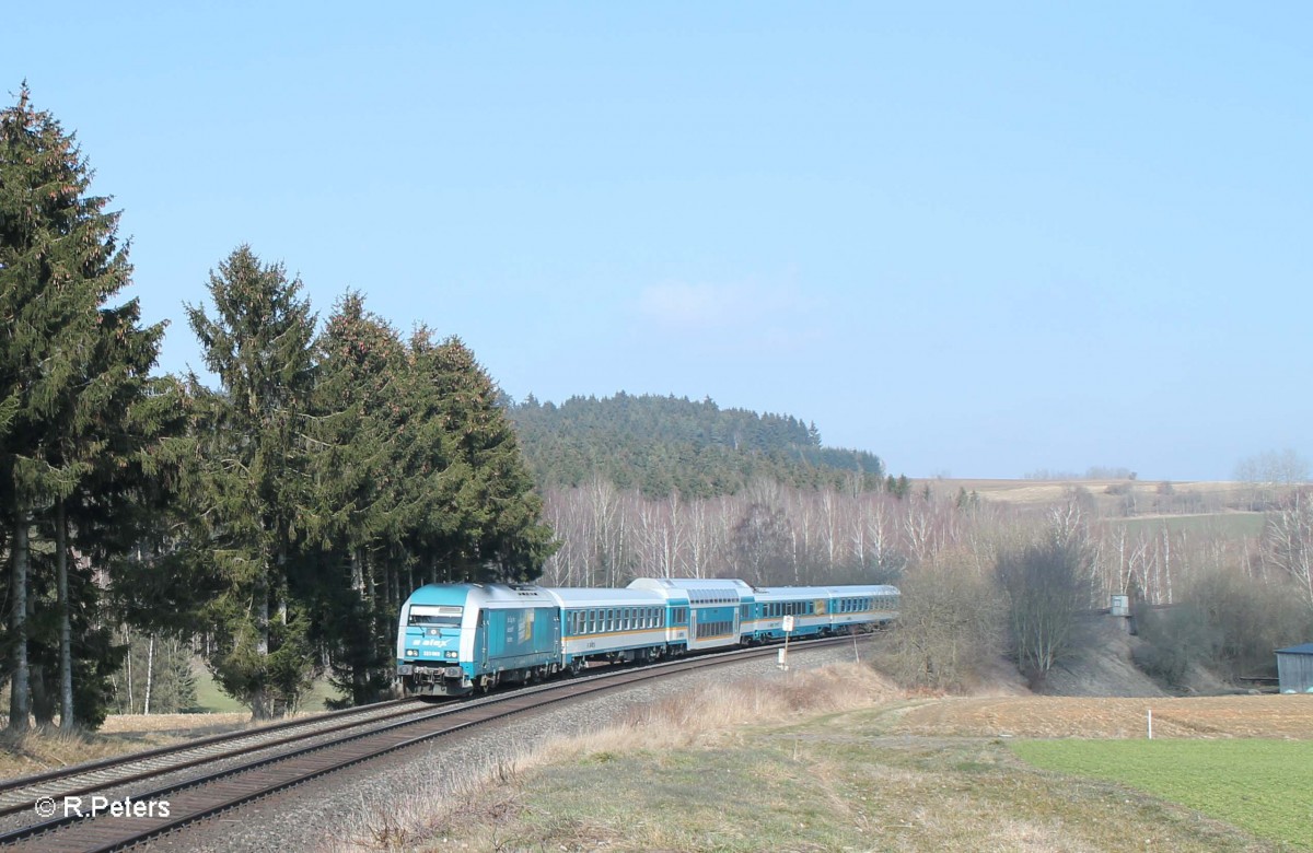 223 069 mit dem ALX84111 Hof - M�nchen bei Lengenfeld. 17.03.16