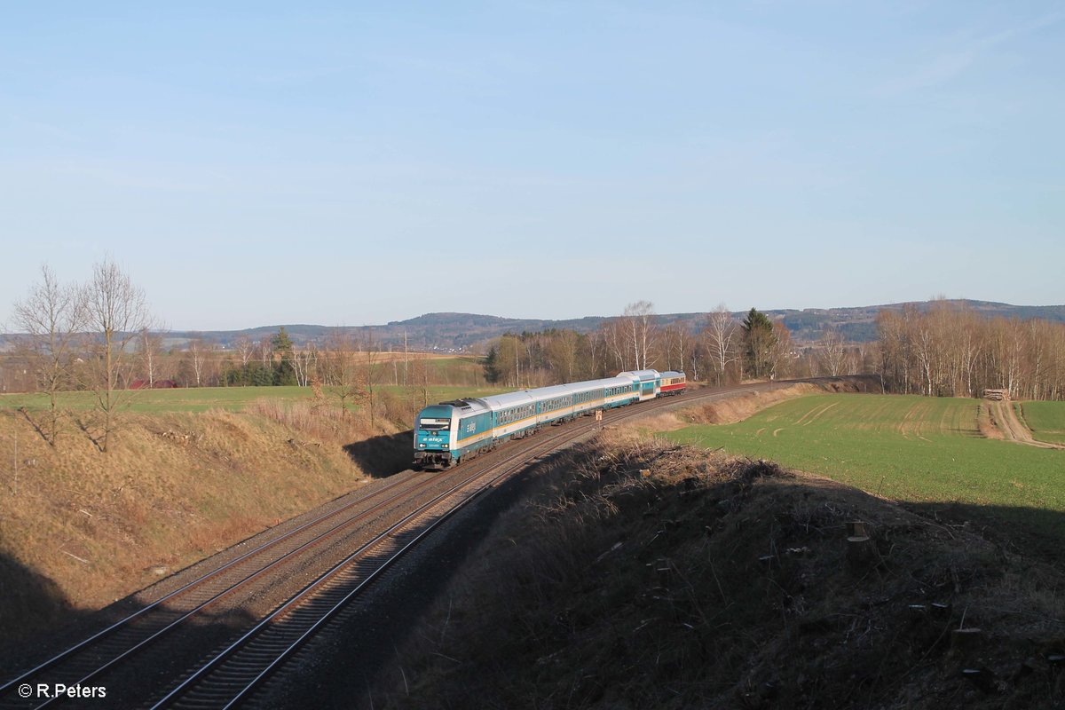 223 069 zieht den ALX84110 M�nchen - Hof bei Unterth�lau. 31.03.17