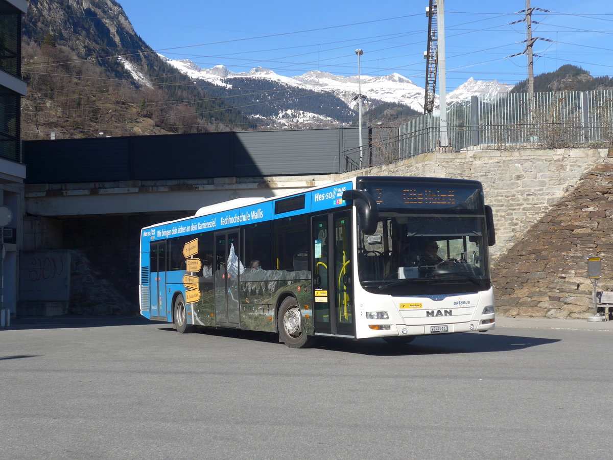 (223'916) - PostAuto Wallis - VS 449'117 - MAN am 2. Mrz 2021 beim Bahnhof Brig