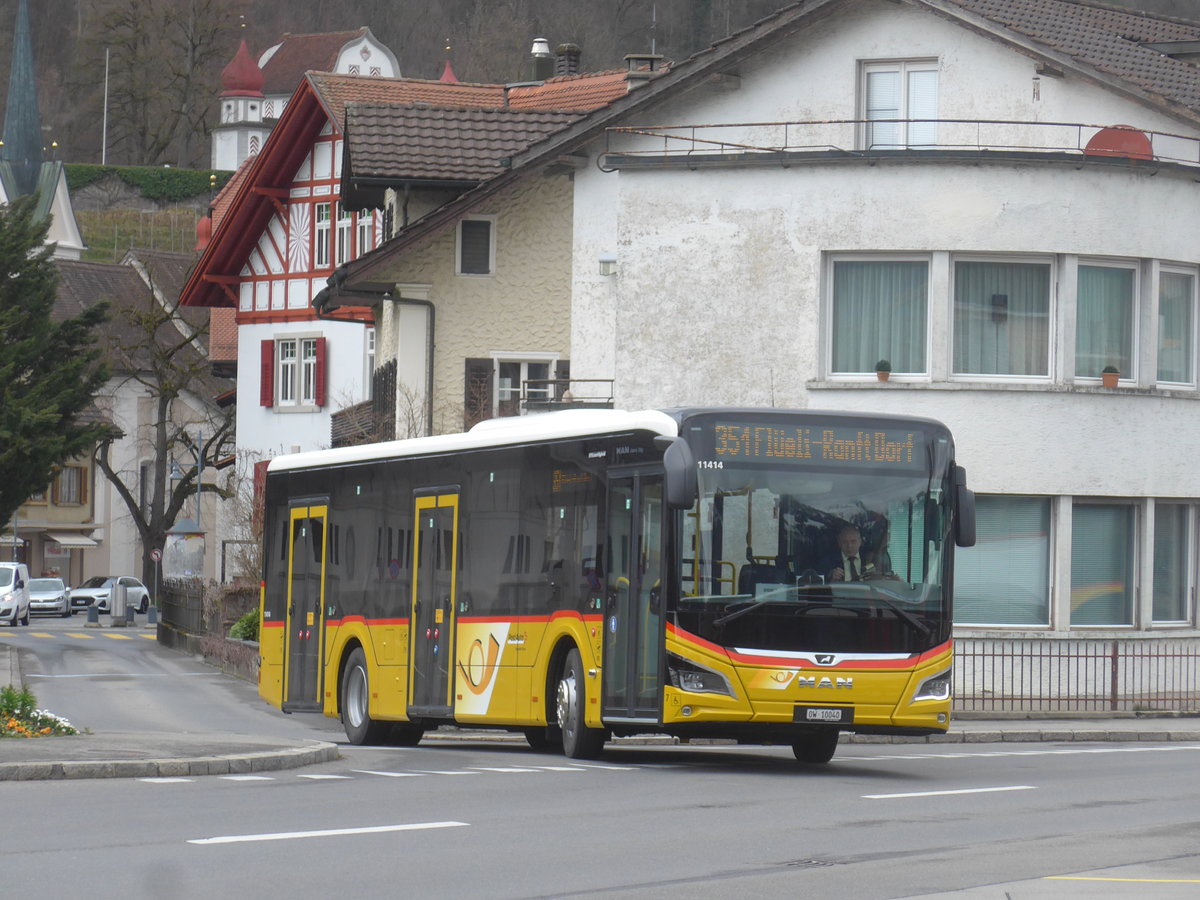 (224'357) - PostAuto Zentralschweiz - Nr. 7/OW 10'040 - MAN am 27. Mrz 2021 beim Bahnhof Sarnen (1. Einsatztag!)