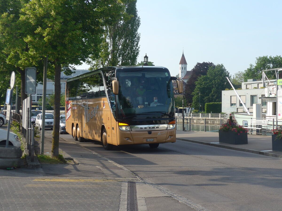 (225'952) - Moser, Teuffenthal - BE 142'017 - Setra am 17. Juni 2021 bei der Schifflndte Thun