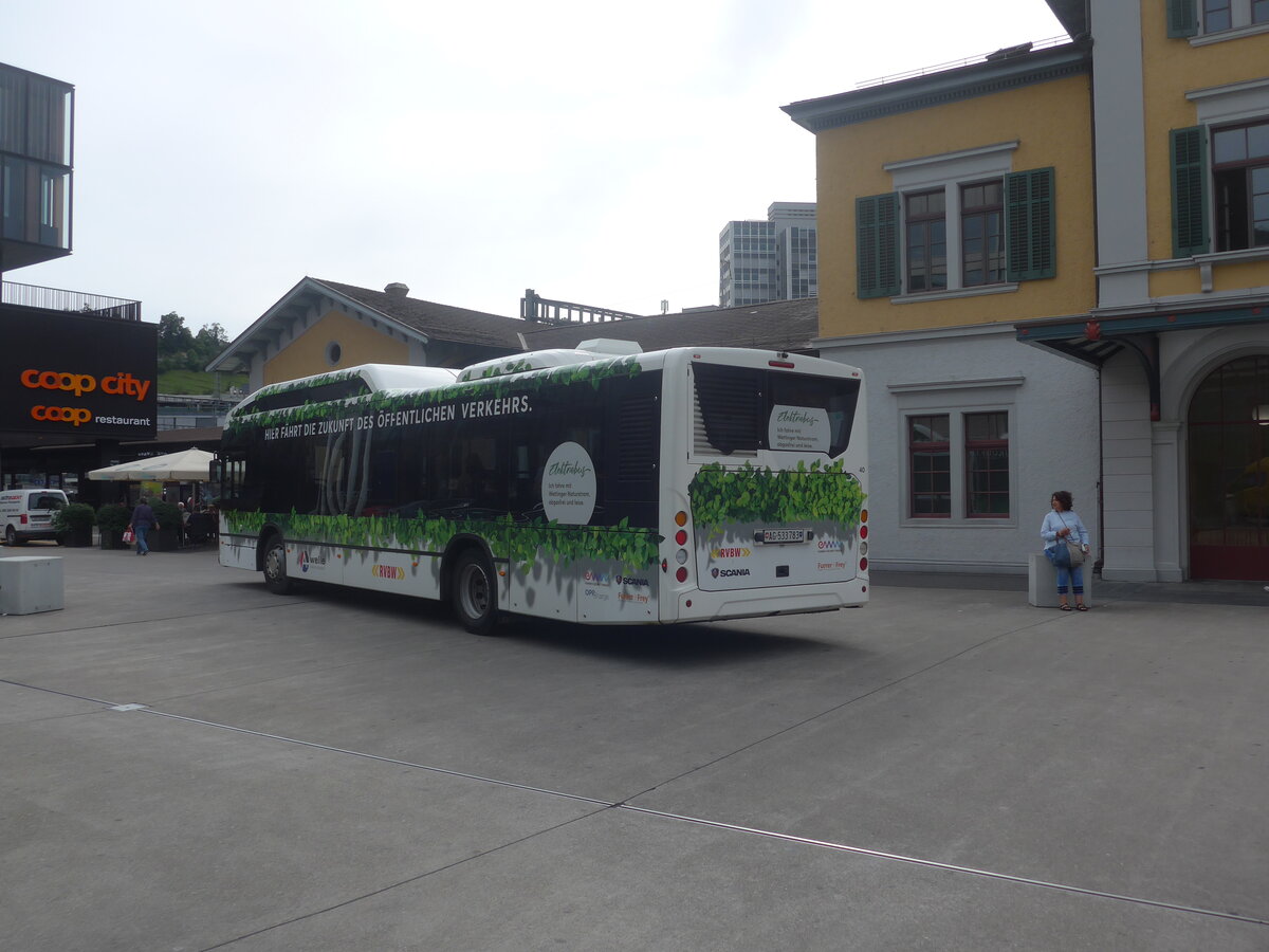 (227'235) - RVBW Wettingen - Nr. 40/AG 533'783 - Scania am 9. August 2021 beim Bahnhof Baden