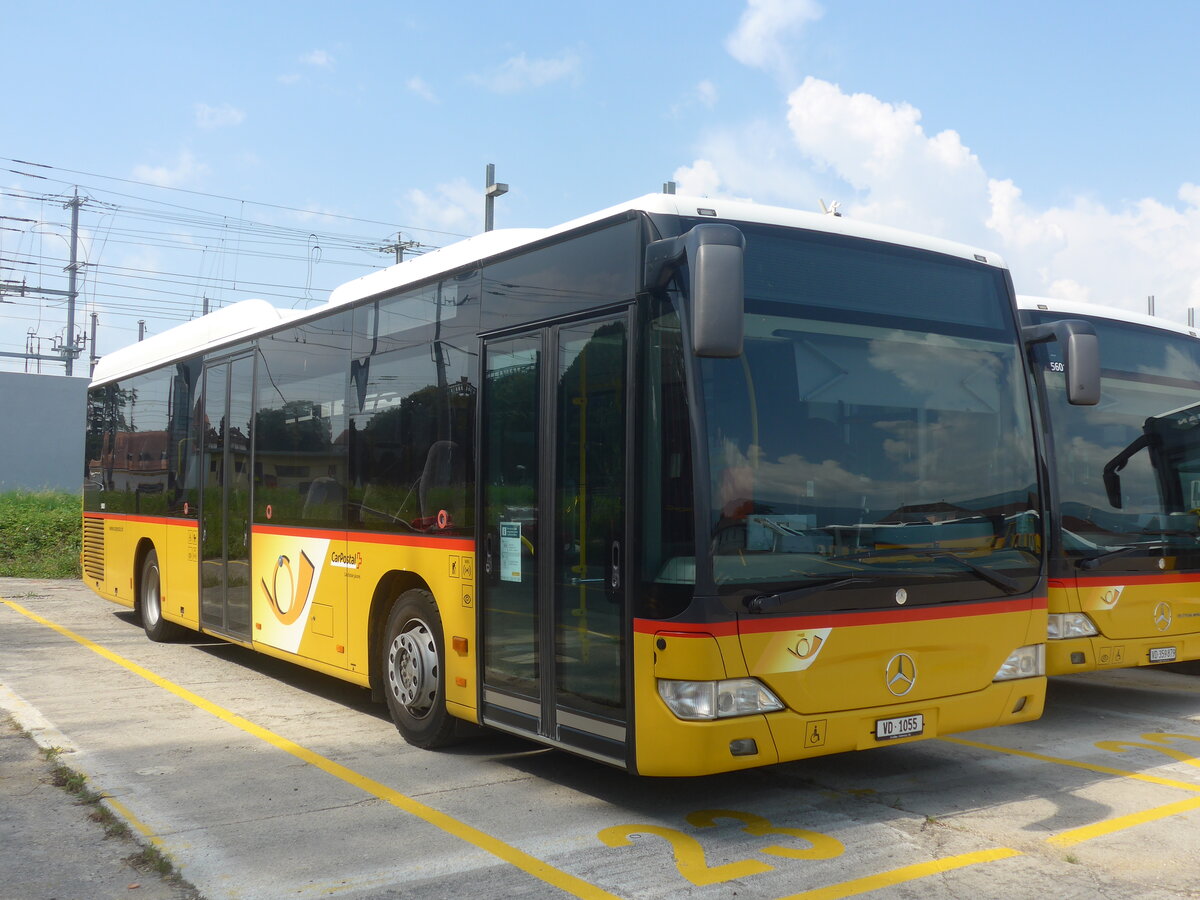 (227'300) - CarPostal Ouest - VD 1055 - Mercedes (ex Morattel, Sdeilles) am 15. August 2021 in Yverdon, Garage