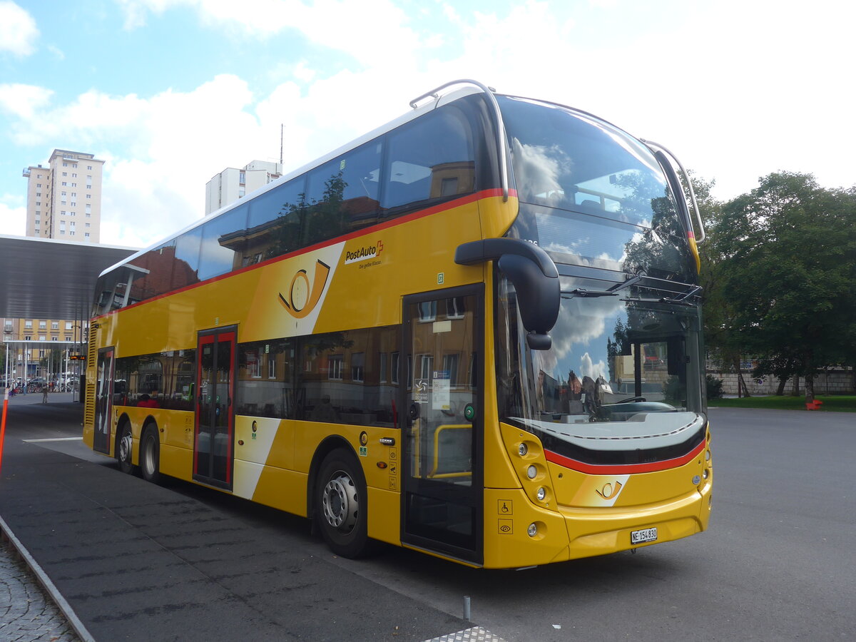 (228'084) - PostAuto Ostschweiz - NE 154'830 - Alexander Dennis (ex SG 445'309) am 18. September 2021 beim Bahnhof La Chaux-de-Fonds (Einsatz CarPostal)