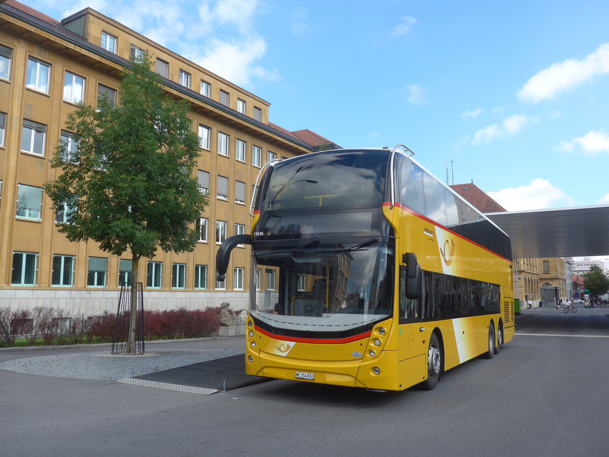 (228'085) - PostAuto Ostschweiz - NE 154'830 - Alexander Dennis (ex SG 445'309) am 18. September 2021 beim Bahnhof La Chaux-de-Fonds (Einsatz CarPostal)