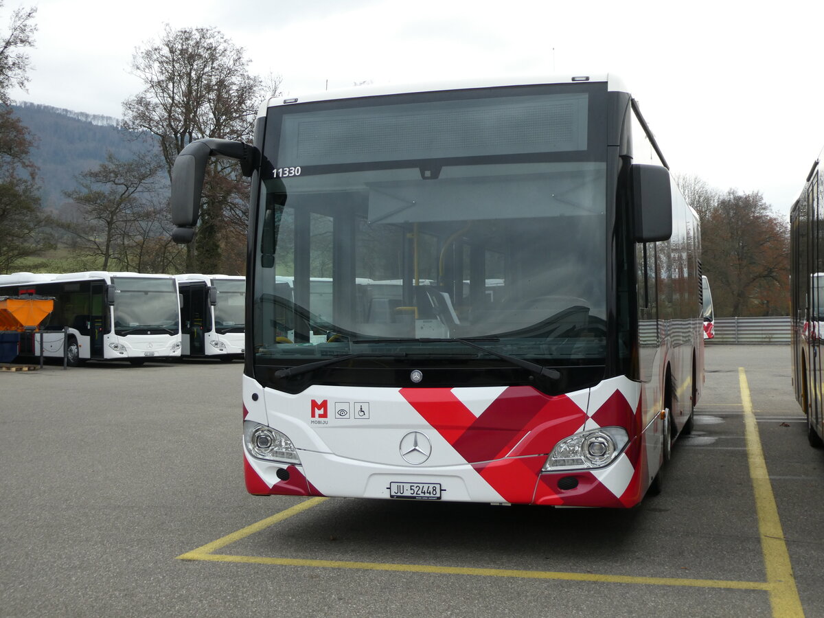 (230'614) - CarPostal Ouest - JU 52'448 - Mercedes am 13. November 2021 in Develier, Parkplatz