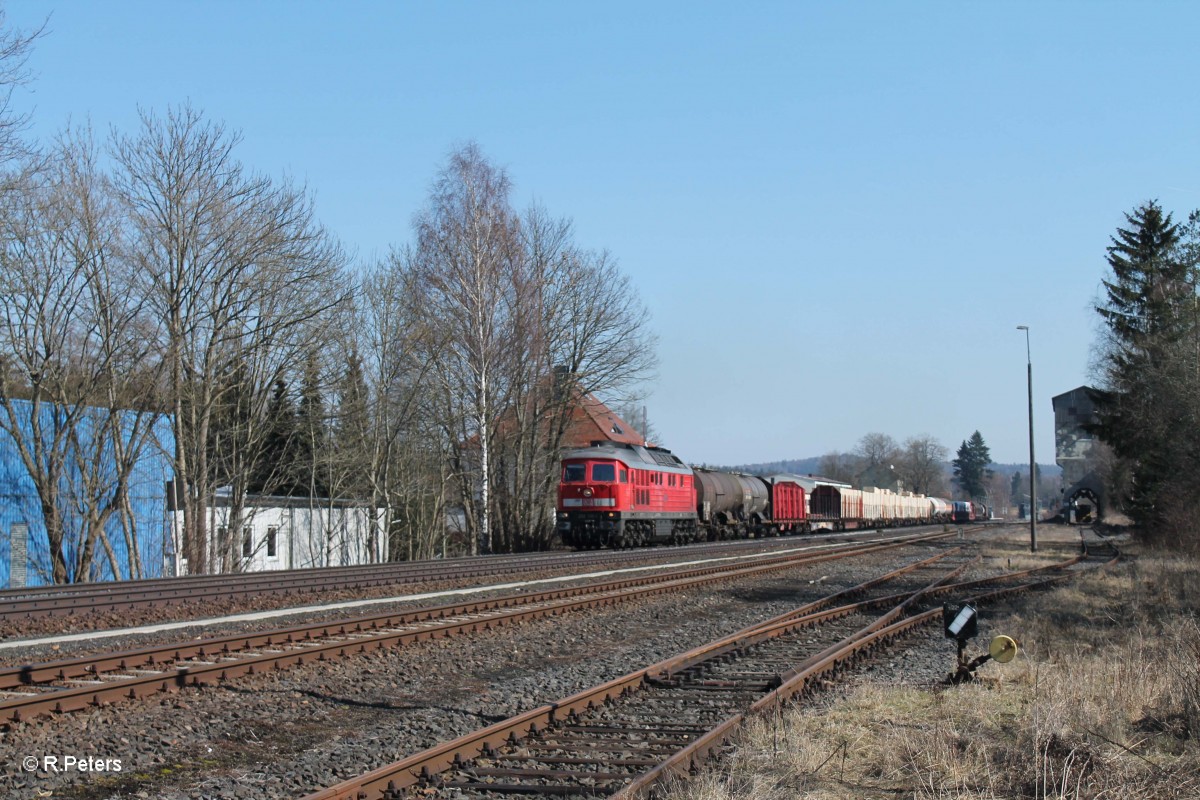 232 330-1 mit dem Frankenwald-Umleiter 51722 N�rnberg - Leipzig Engelsdorf in Pechbrunn. 17.03.16