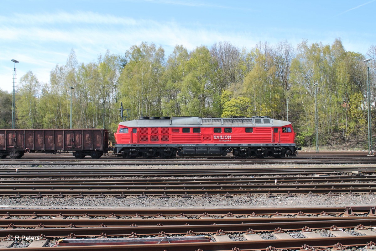 232 654 steht mit dem 45365 in Marktredwitz. 17.04.14