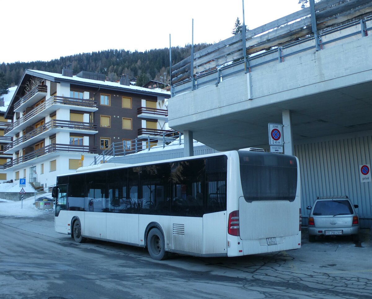 (232'134) - Buchard, Leytron - Nr. 70/VS 84'250 - Mercedes (ex MBC Morges Nr. 79) am 19. Januar 2022 in La Tzoumaz, Tlcabine