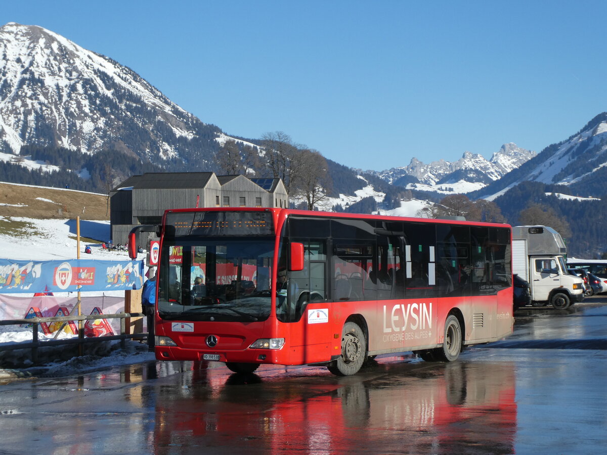 (232'282) - Leysin-Excursions, Leysin - VD 398'538 - Mercedes (ex Imfeld, D-Landstuhl) am 22. Januar 2022 in Leysin, Centre sportif