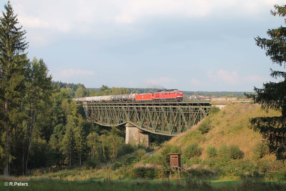 233 373 + 185 057 mit dem GC 62490 Hof - Ochsenfurt bei Neusorg 09.09.16