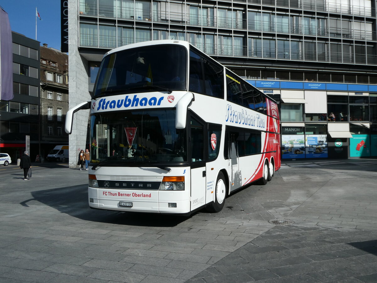 (234'386) - Straubhaar, Thun - Nr. 3/BE 431'132 - Setra am 11. April 2022 in Thun, Aarefeldplatz