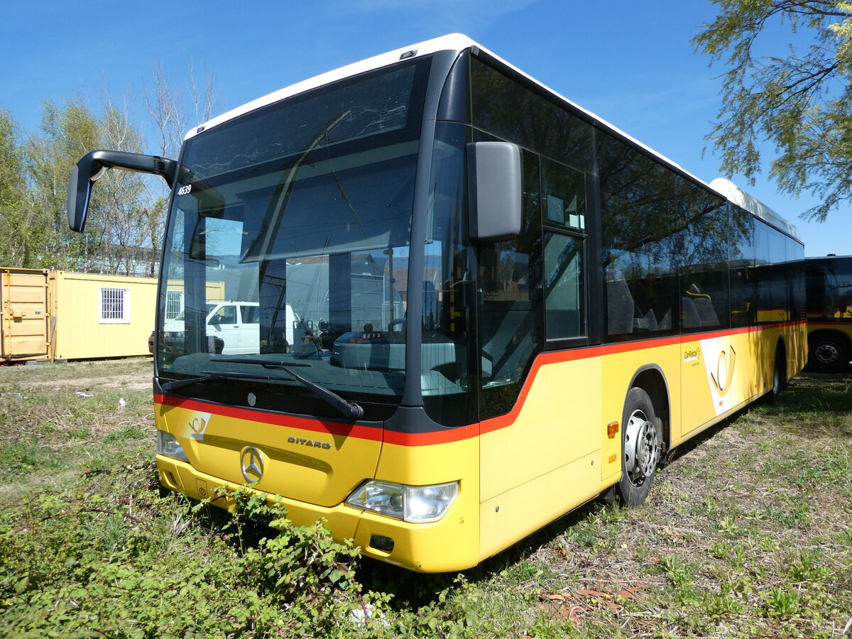 (234'744) - CarPostal Ouest - (VD 335'346) - Mercedes am 18. April 2022 in Yverdon, Garage