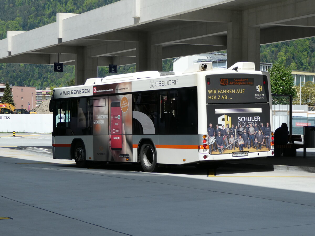 (235'478) - AAGU Altdorf - Nr. 7/UR 9359 - Scania/Hess am 8. Mai 2022 beim Bahnhof Altdorf