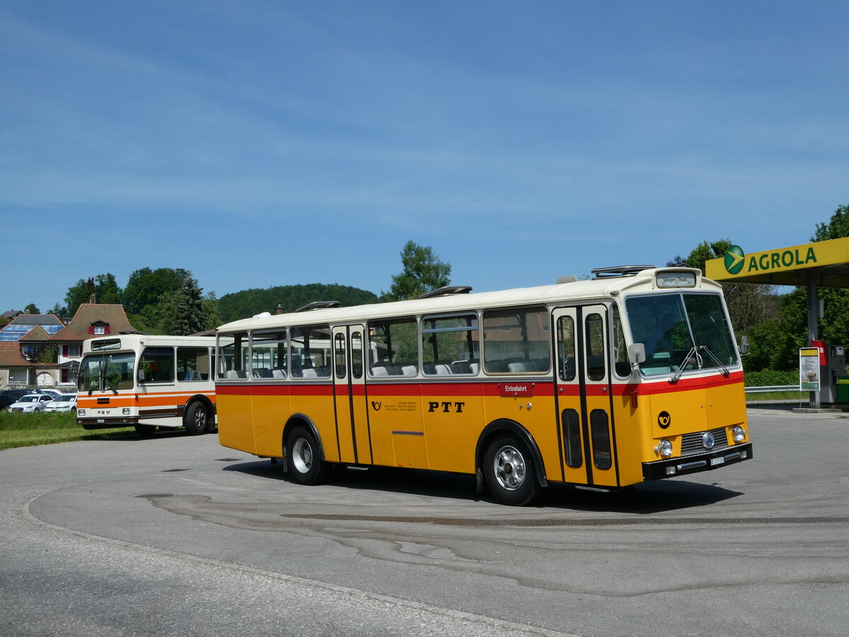 (235'709) - Gast, Reutigen - BE 113'160 - Saurer/Tscher (ex HPTrans, Thusis; ex Mauerhofer, Worb; ex Erni, Schupfart Nr. 3; ex P 24'636) am 15. Mai 2022 in Wynigen, Landi